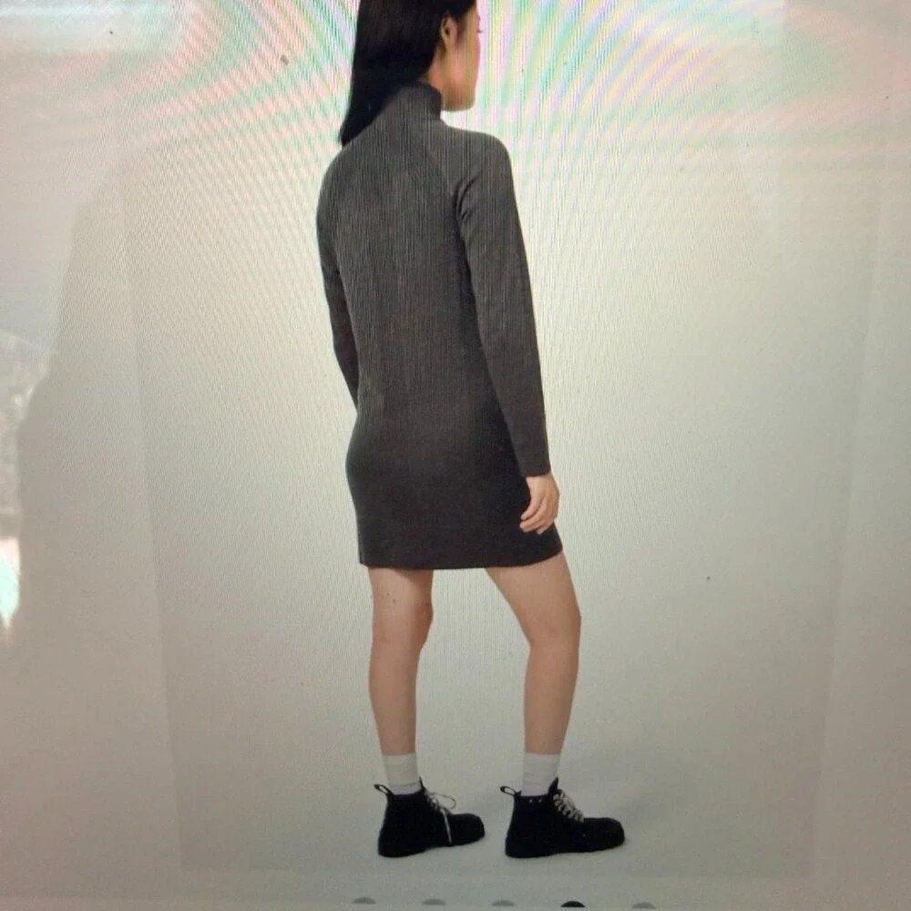 Lululemon Keep it‎ Cozy Dress 6 Gray